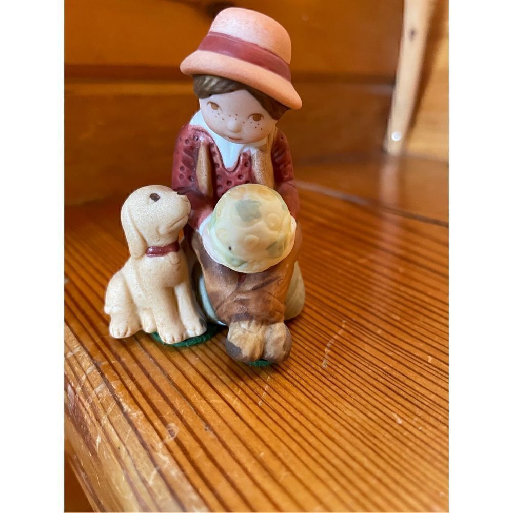 Vintage "Holly Hobbie Porcelain Figurine” A Mothers Love" Girl With Redhead